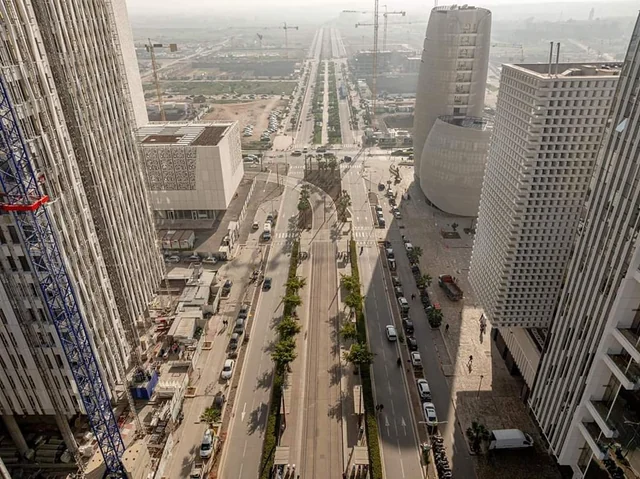 Vue aérienne de l’avenue centrale de Casablanca Finance City